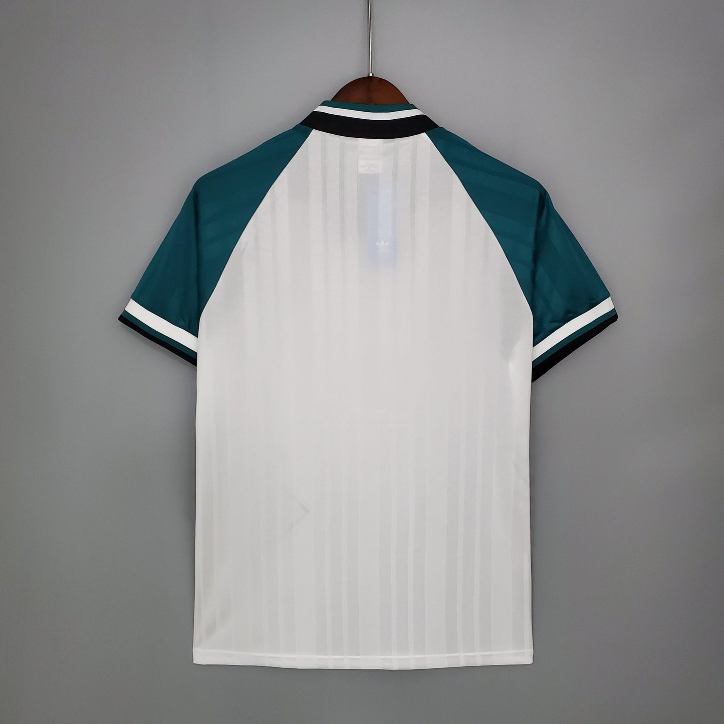 LIVERPOOL II 93/95 HOMBRE (RETRO)
