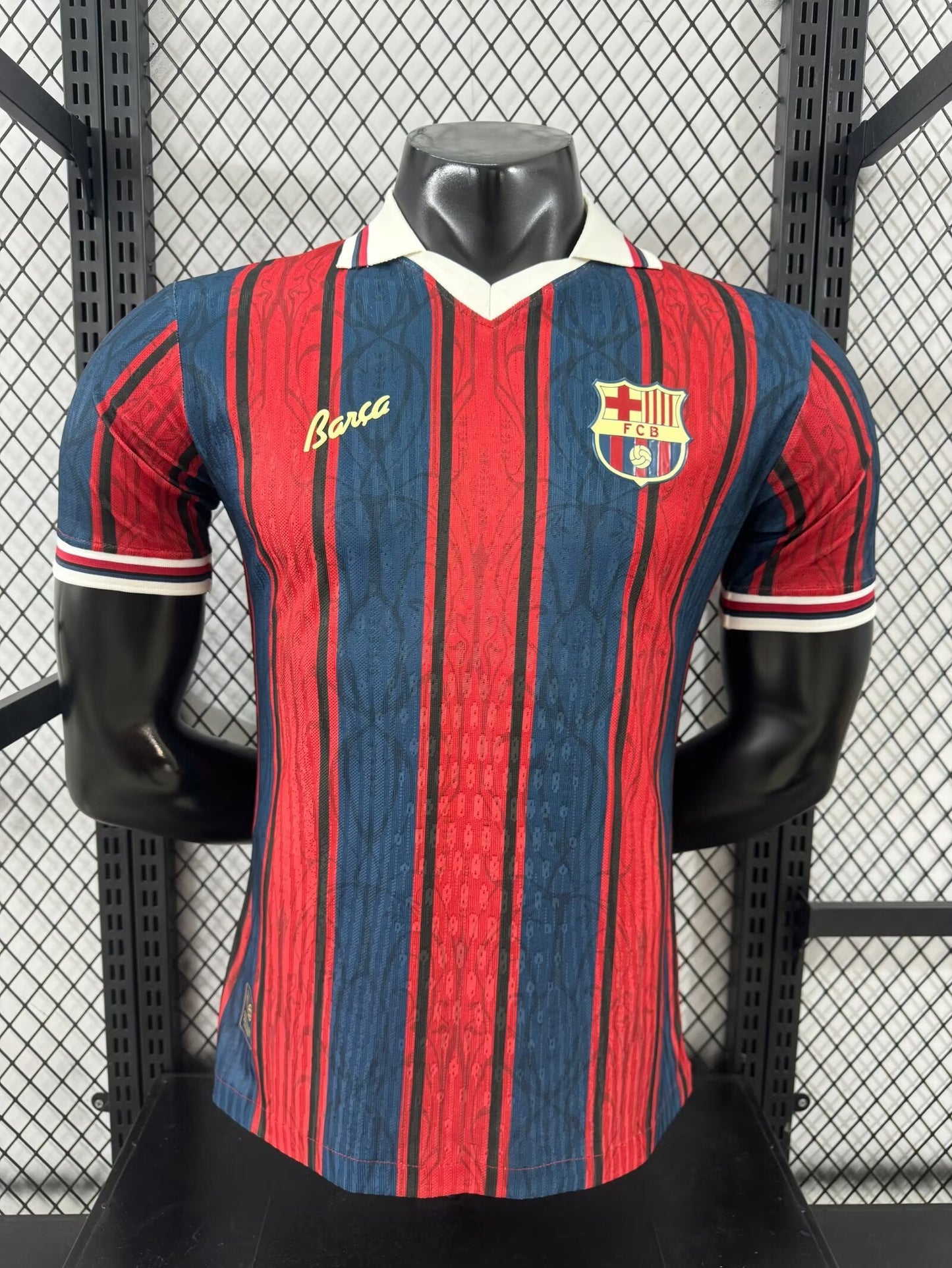 BARCELONA I EDICIÓN ANIVERSARIO 125° HOMBRE (VERSIÓN JUGADOR)